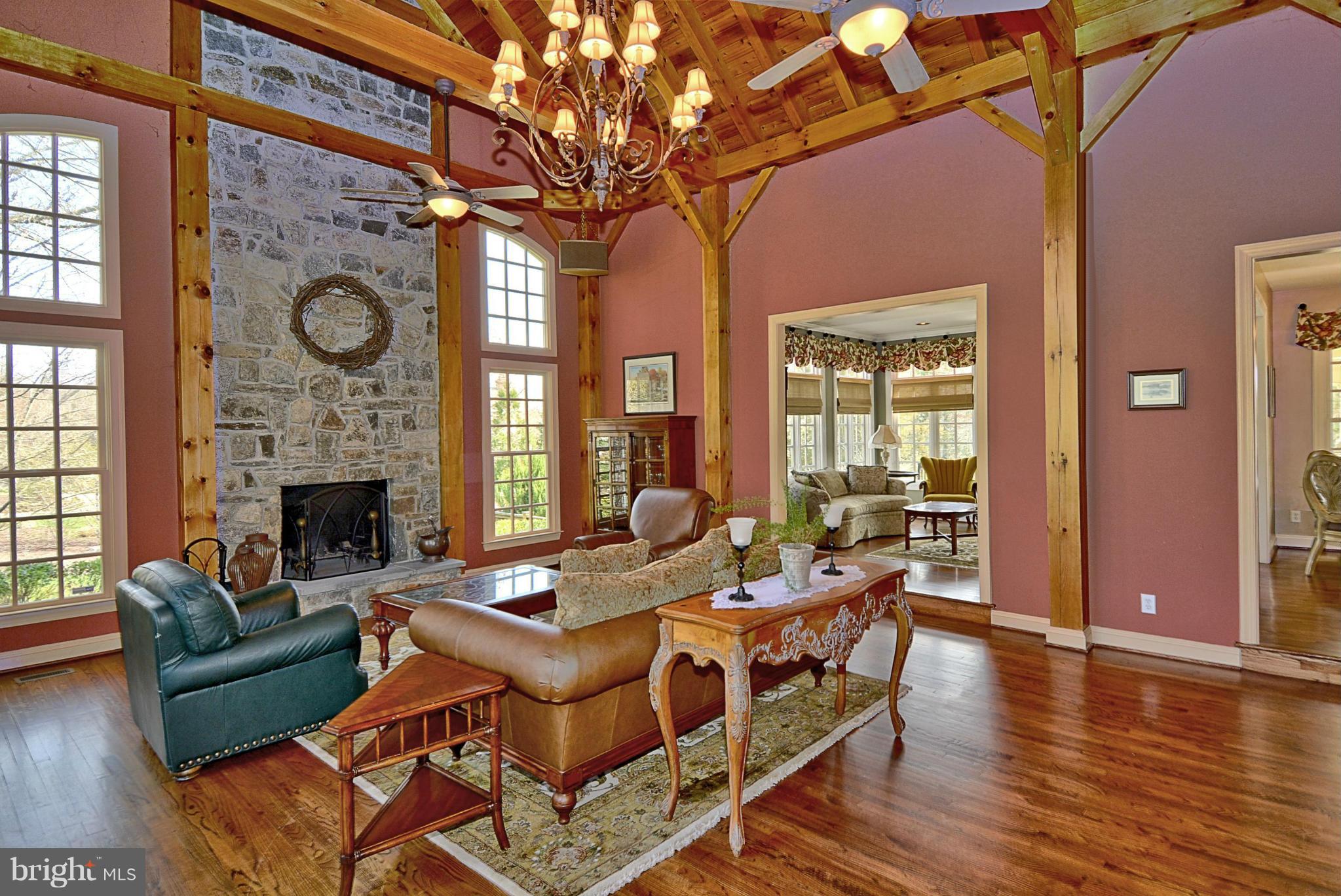 13501 Esworthy Road Darnestown, MD 20874 - Photo 9 of 30 Family Room