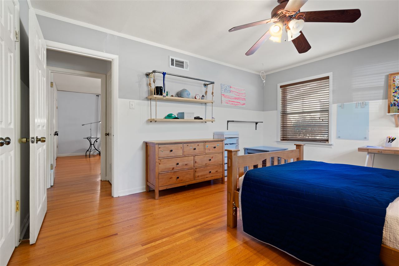 4165 Barfield Road Memphis, TN 38117 - Photo 15 of 24