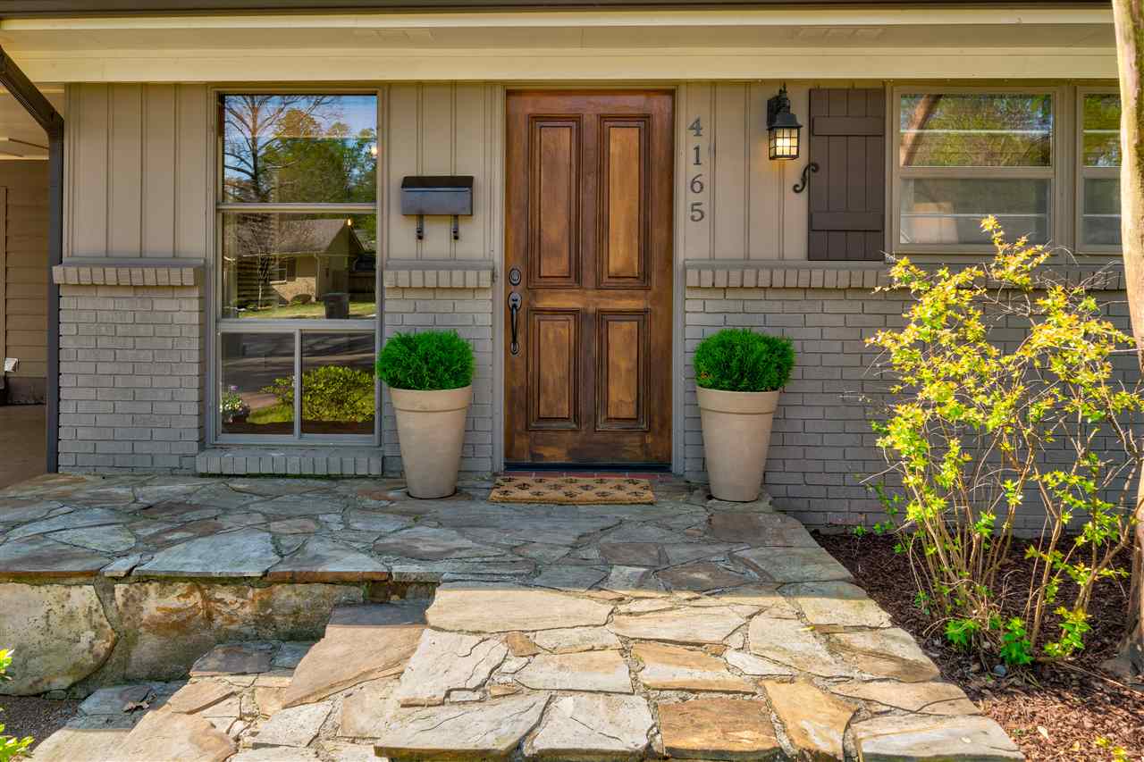 4165 Barfield Road Memphis, TN 38117 - Photo 3 of 24 Covered Front Porch w/Custom Door and Stone Walkways