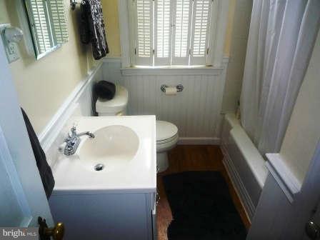 204 Gaywood Road Baltimore, MD 21212 - Photo 11 of 19 Bath