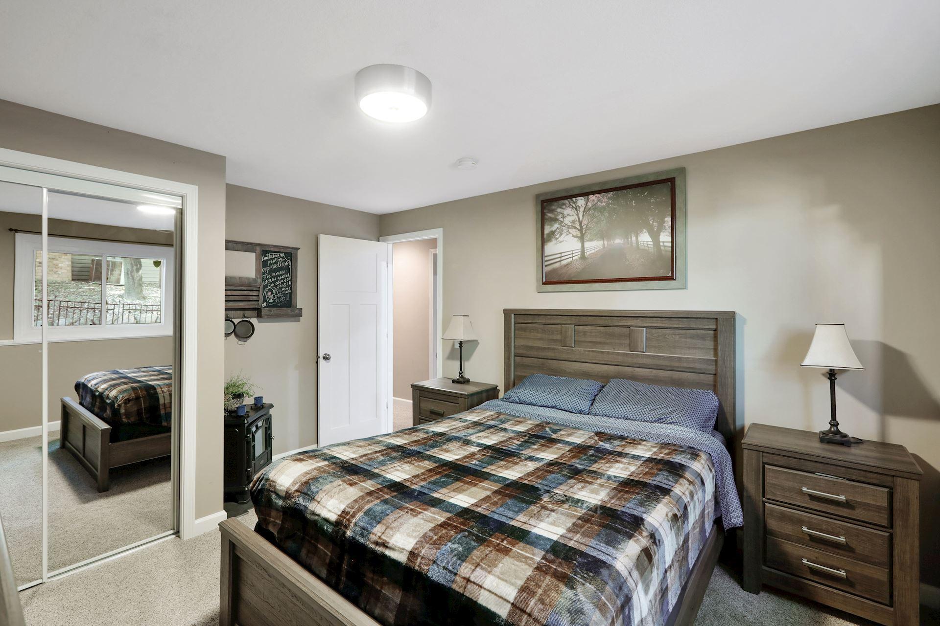 6260 Duck Lake Road Eden Prairie, MN 55346 - Photo 22 of 36 Gallery Image 22