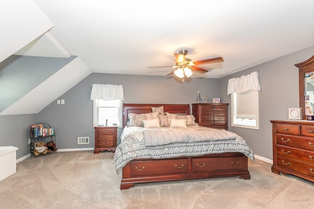 21 Mcfarlin Road Chelmsford, MA 01824 - Photo 35 of 42 Gallery Image 35