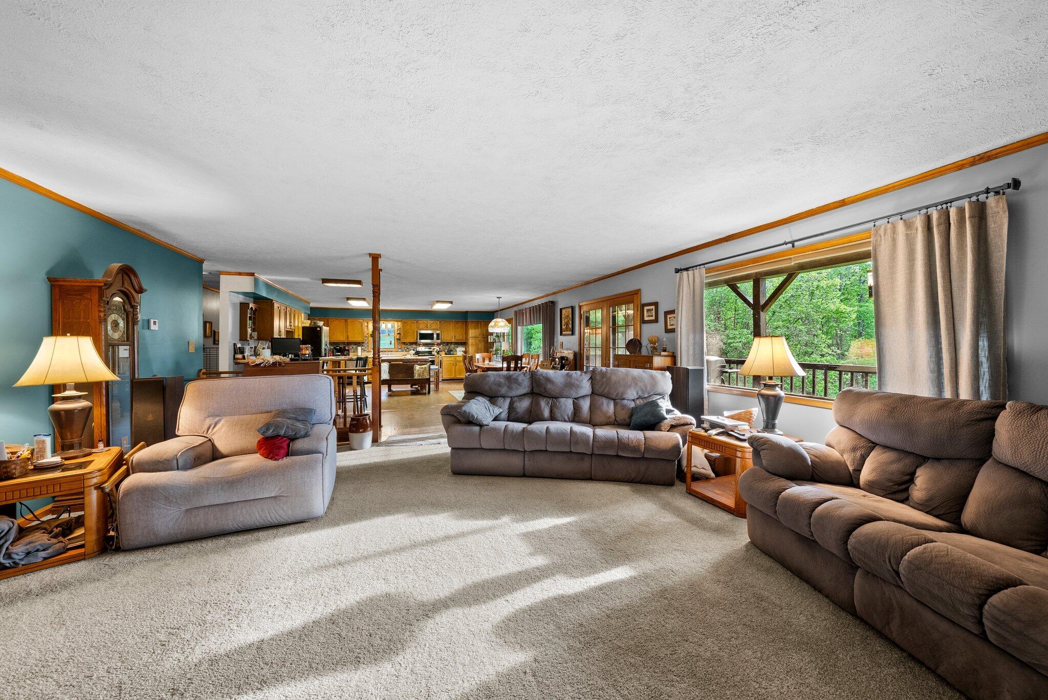 26975 Chapel Ridge Road Logan, OH 43138 - Photo 43 of 98 RANCH GREAT ROOM