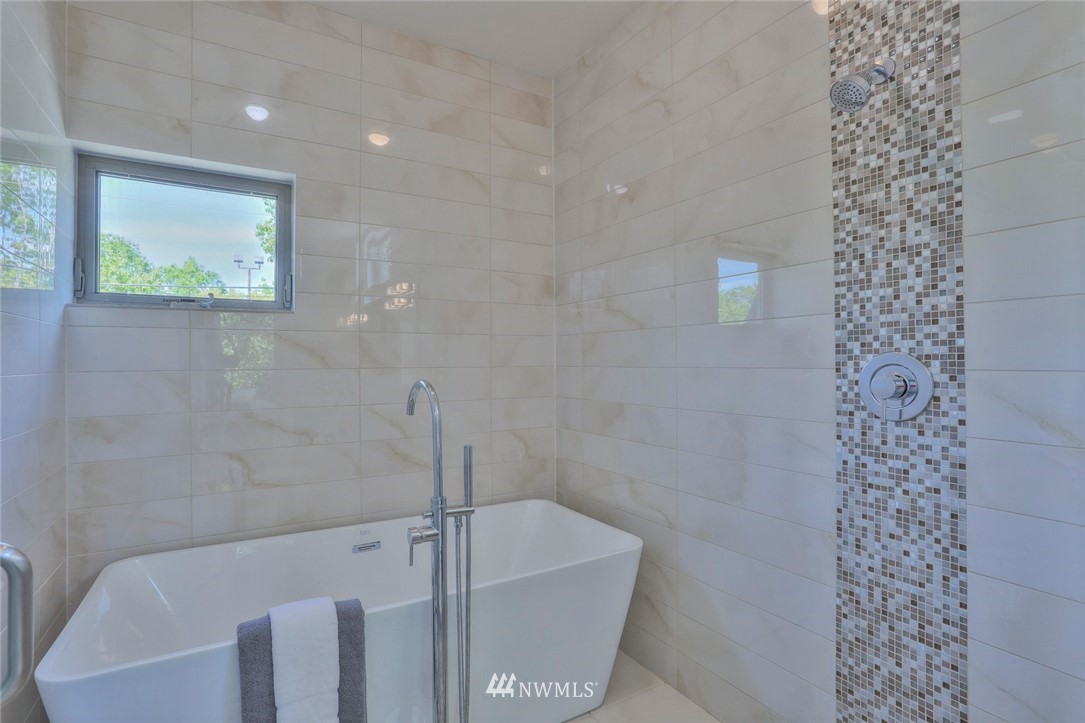 3017 South Byron Street Seattle, WA 98144 - Photo 16 of 25 Gallery Image 16