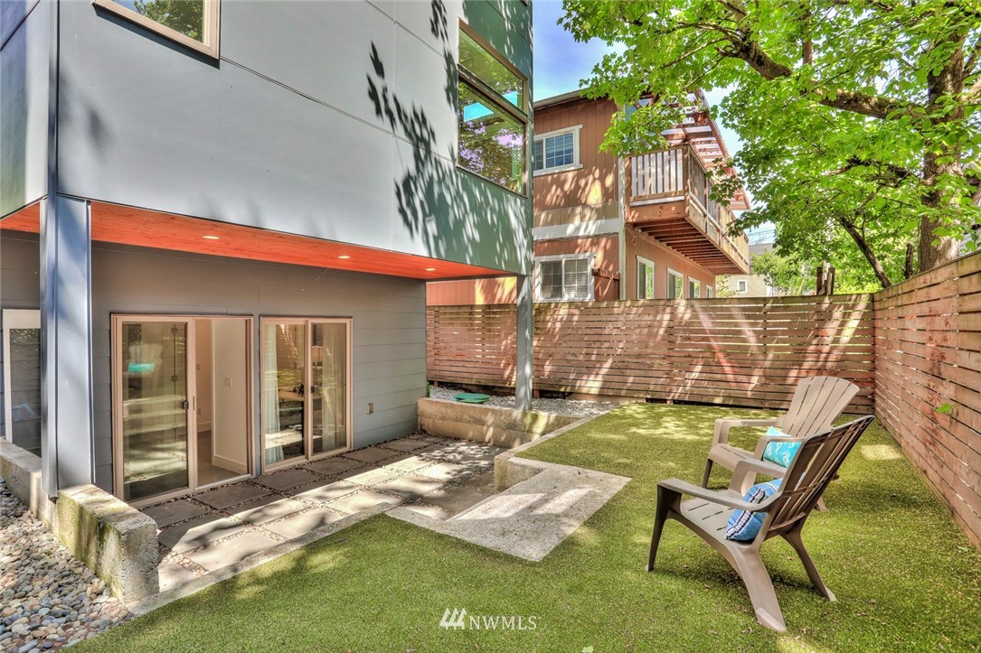 3017 South Byron Street Seattle, WA 98144 - Photo 24 of 25 Gallery Image 24