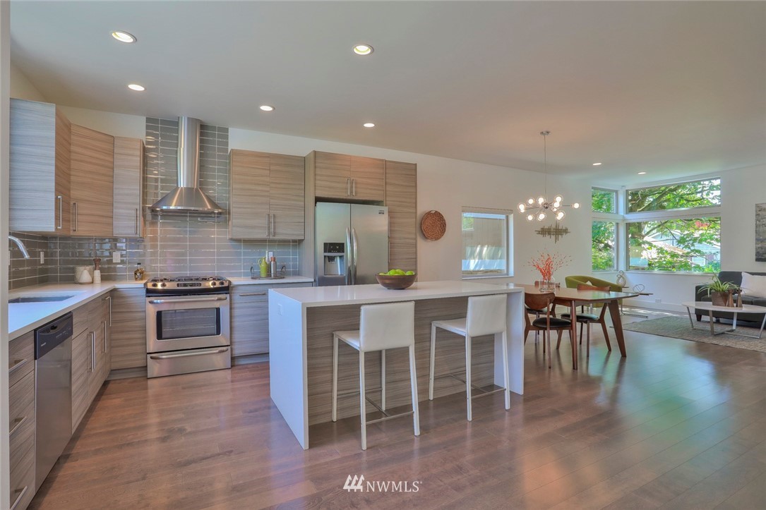 3017 South Byron Street Seattle, WA 98144 - Photo 8 of 25 Gallery Image 8
