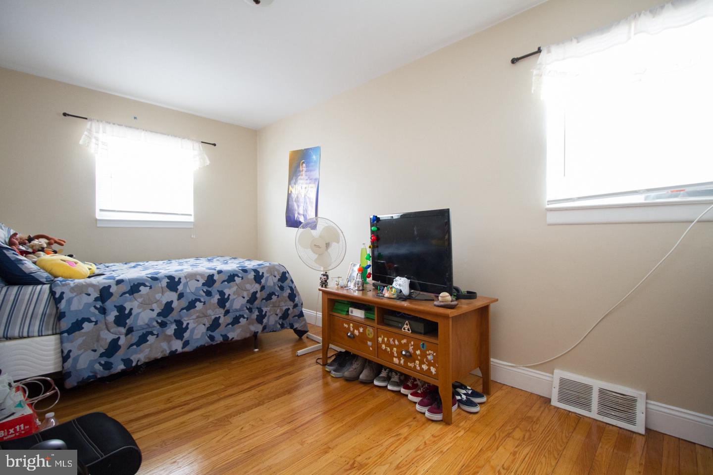 2804 Sebring Road Philadelphia, PA 19152 - Photo 14 of 24 2nd Bedroom