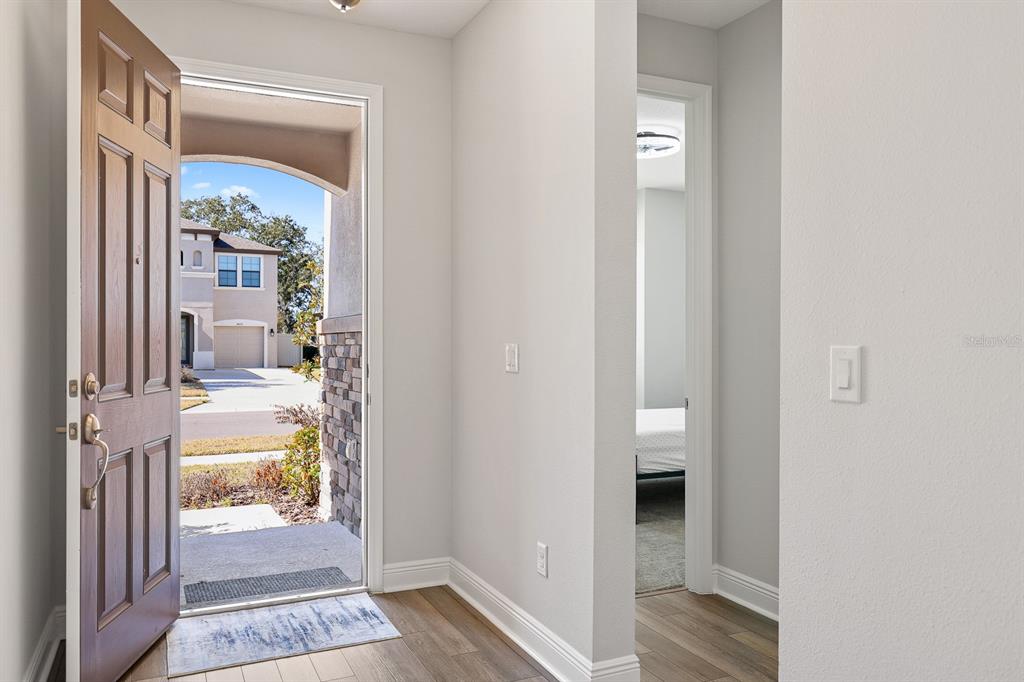 14671 Horse Trot Road Lithia, FL 33547 - Photo 3 of 58