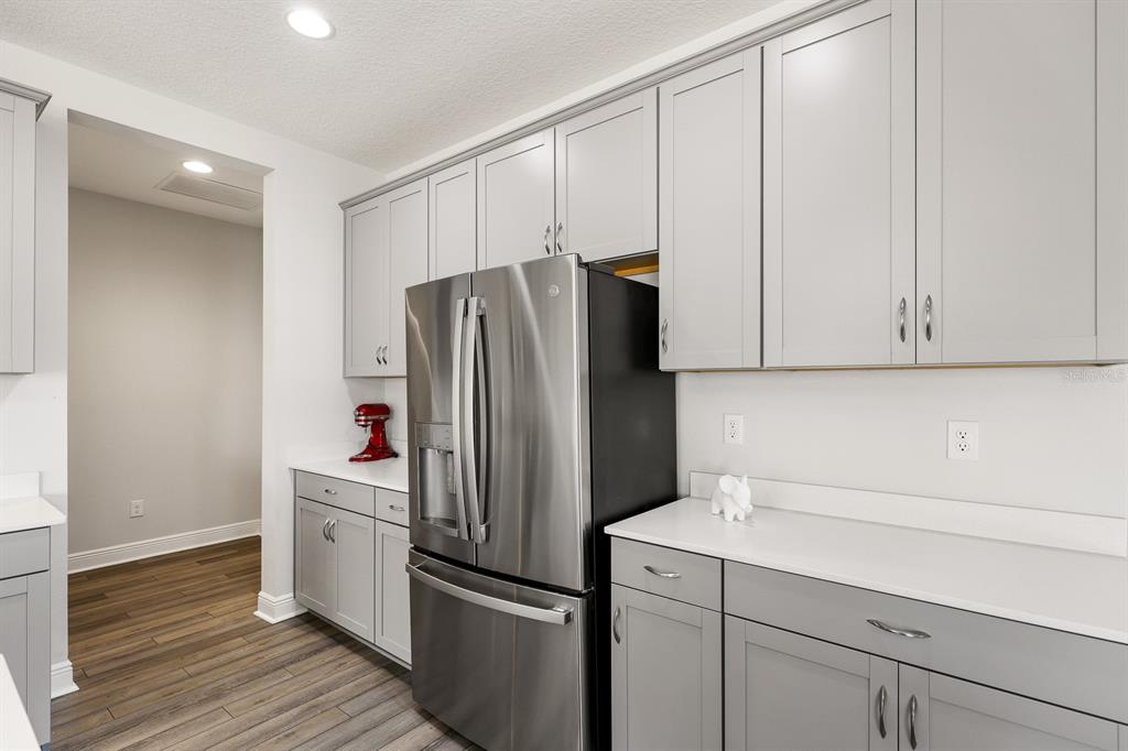 14671 Horse Trot Road Lithia, FL 33547 - Photo 9 of 58