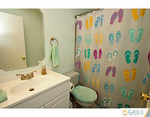 259 Nebula Road Piscataway, NJ 08854 - Photo 14 of 24 Gallery Image 14