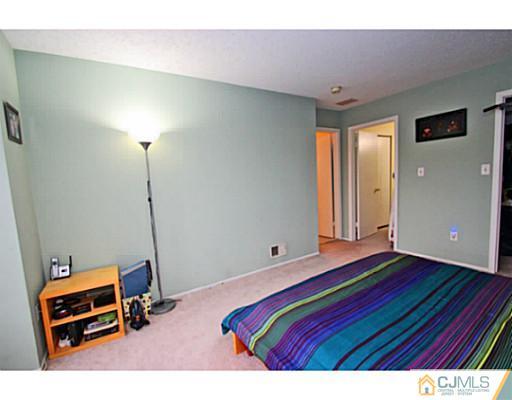 259 Nebula Road Piscataway, NJ 08854 - Photo 19 of 24 Gallery Image 19