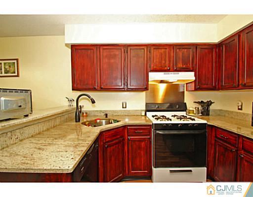 259 Nebula Road Piscataway, NJ 08854 - Photo 10 of 24 Gallery Image 10