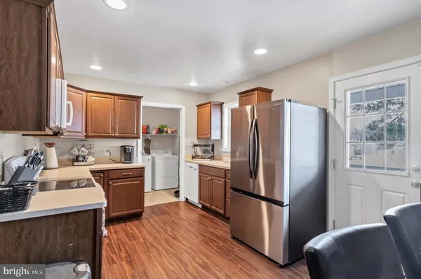 $325,000 | 31566 White Street, Laurel, DE 19956