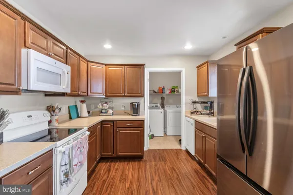 $325,000 | 31566 White Street, Laurel, DE 19956