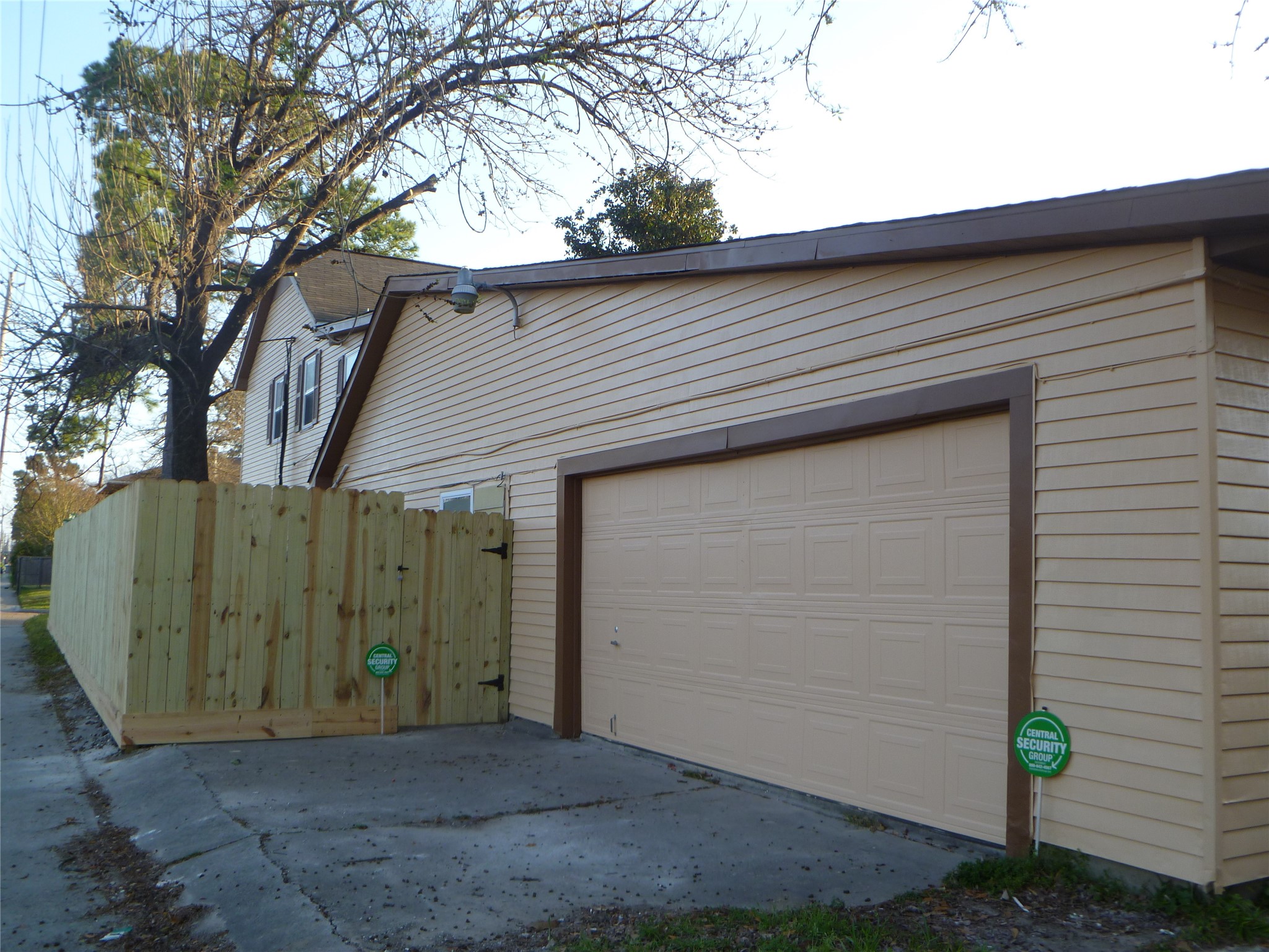 3802 Wichita Street, Unit 1 Houston, TX 77004 - Photo 1 of 10 Two-car garage facing Scott street