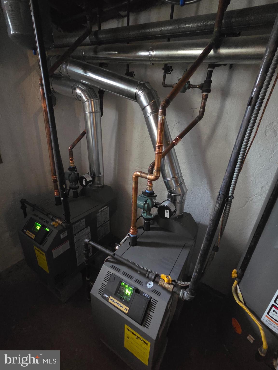 553 Fanshawe Street Philadelphia, PA 19111 - Photo 16 of 22