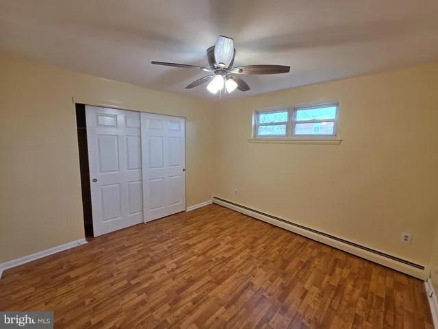 $1,300 | 553 Fanshawe Street, Philadelphia, PA 19111