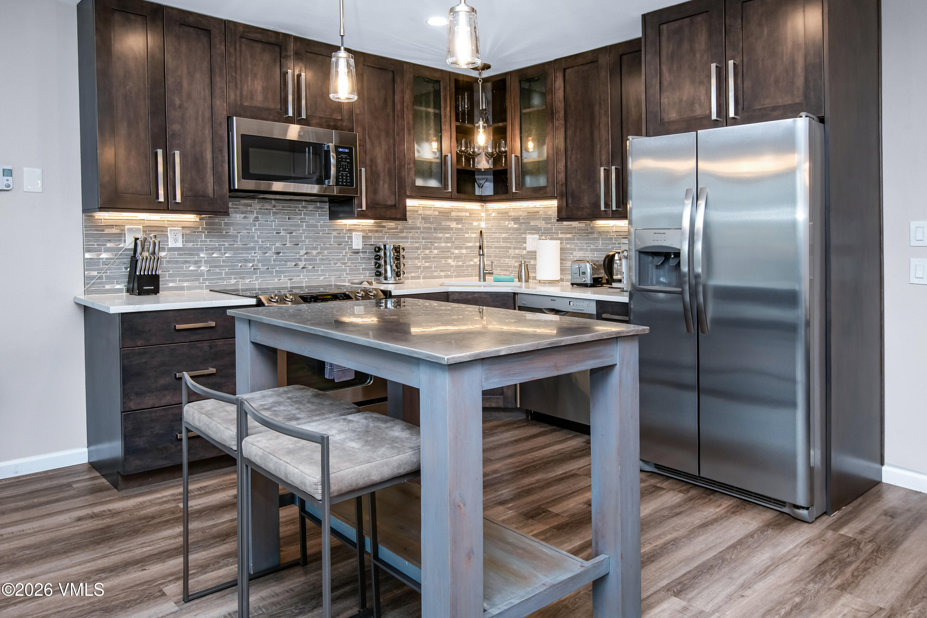 1100 North Frontage Road West, Unit 1523 Vail, CO 81657 - Photo 6 of 39 Simba-Run-1523-MLS_06