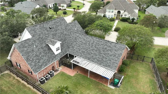 $480,000 | 108 Lake Ridge Drive, Laplace, LA 70068