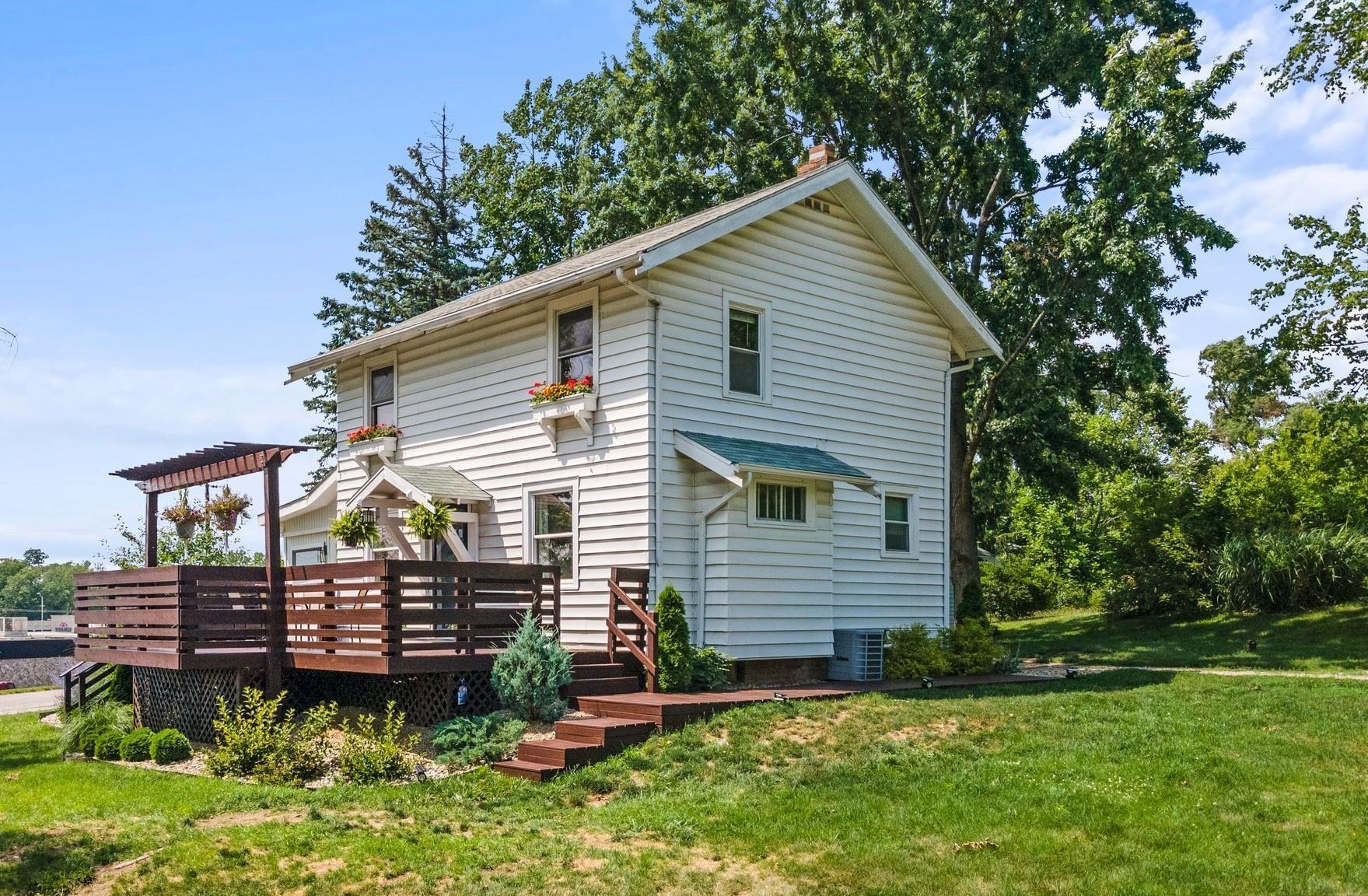 3011 Getz Road Fort Wayne, IN 46804 - Photo 2 of 29