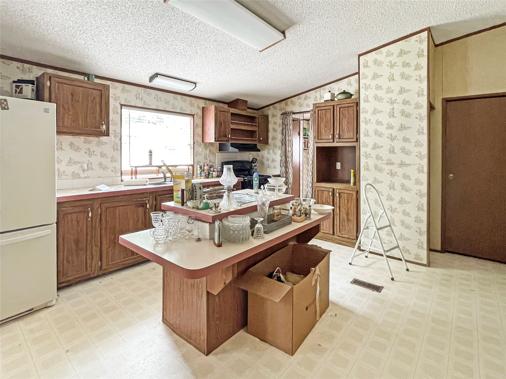 5129 County Road 425 Jasper, TX 75951 - Photo 7 of 21