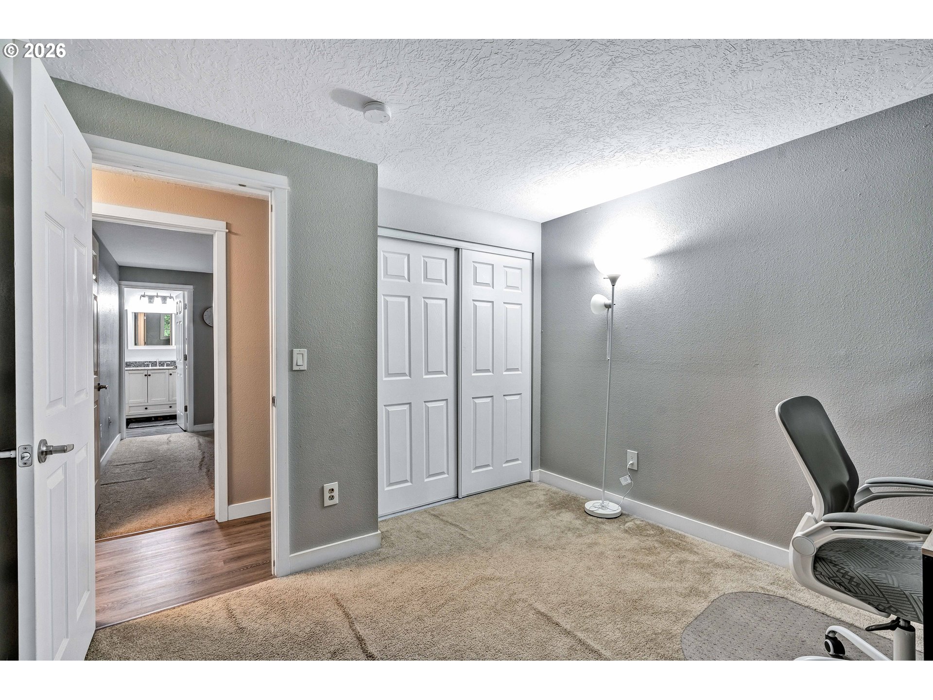 9505 Southwest 50th Avenue Portland, OR 97219 - Photo 19 of 35
