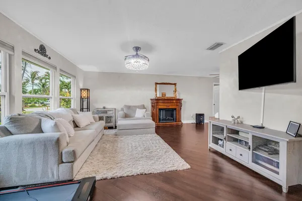 $849,900 | 4167 Russell Street, Jupiter, FL 33469