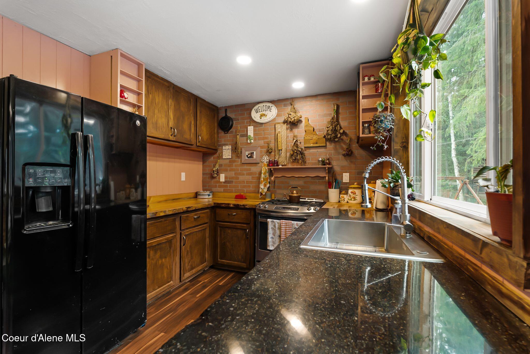 840 Artisan Way Sandpoint, ID 83864 - Photo 6 of 57 9_DSC04918