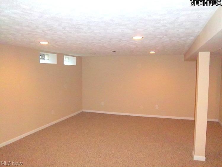 10602 Windham Road Parma, OH 44130 - Photo 11 of 25