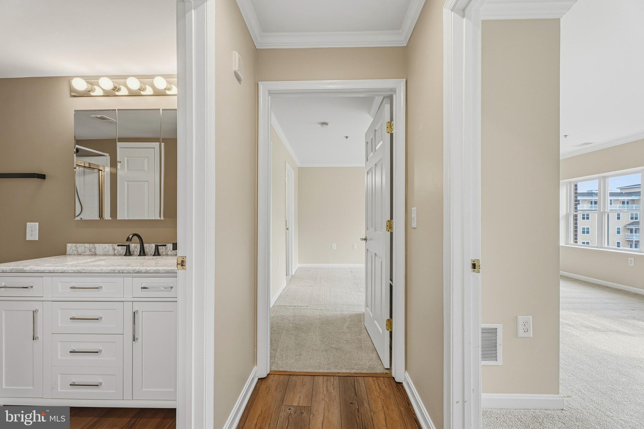 12240 Roundwood Road, Unit 509 Lutherville-Timonium, MD 21093 - Photo 22 of 39 Hall bathroom
