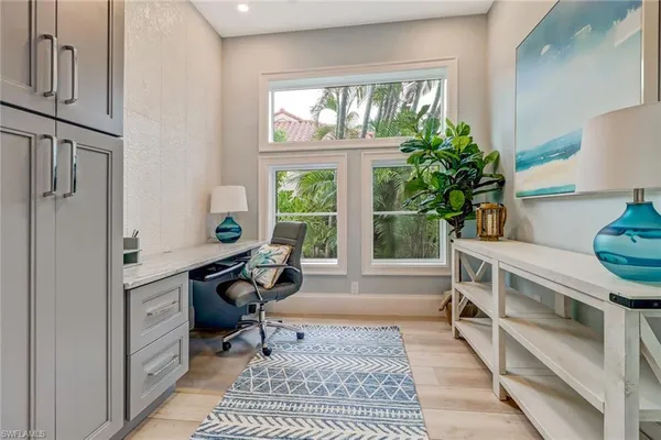 $10,000 | 5130 Alpha Court, Naples, FL 34105