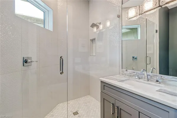 $10,000 | 5130 Alpha Court, Naples, FL 34105