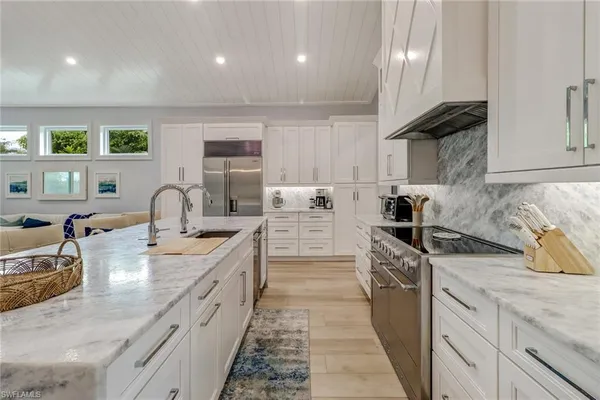 $10,000 | 5130 Alpha Court, Naples, FL 34105