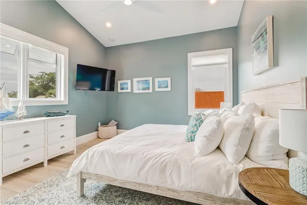 $10,000 | 5130 Alpha Court, Naples, FL 34105