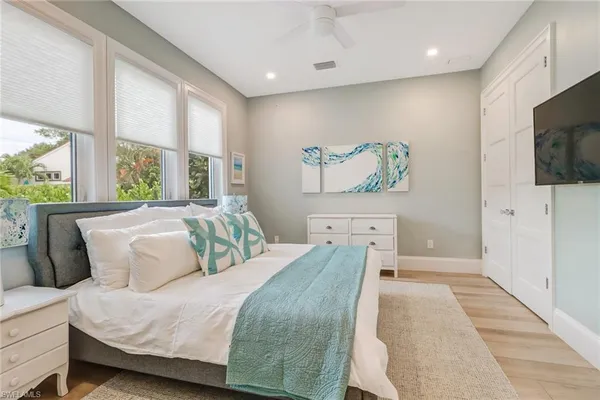 $10,000 | 5130 Alpha Court, Naples, FL 34105