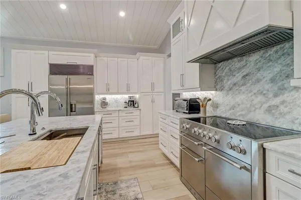 $10,000 | 5130 Alpha Court, Naples, FL 34105