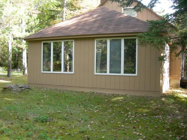 Family room addition built in 1983. ...