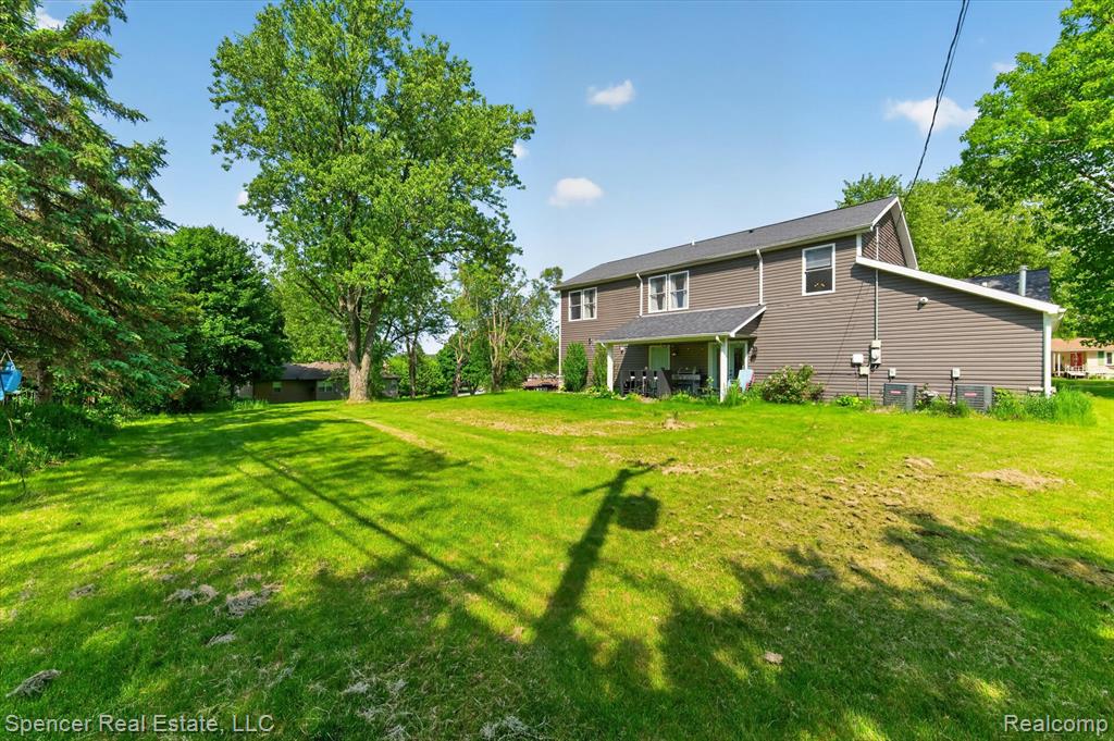 6415 Sunnydale Road Clarkston, MI 48346 - Photo 41 of 57