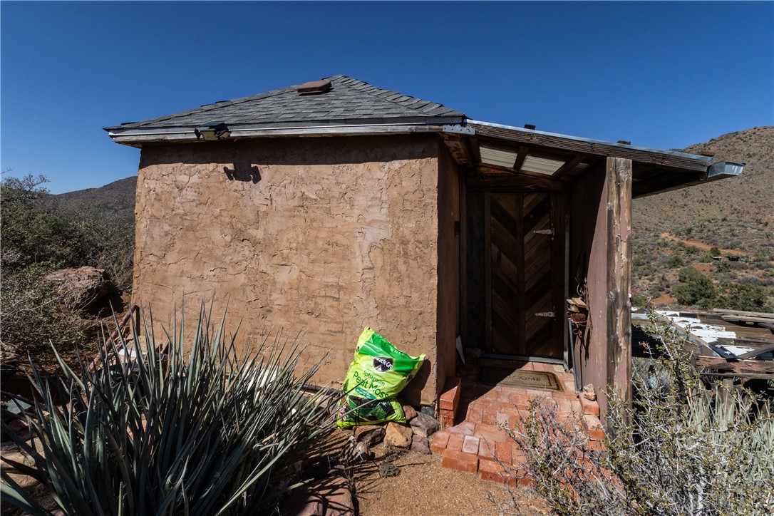 15340 Dicks Camp Road Hackberry, AZ 86411 - Photo 20 of 42