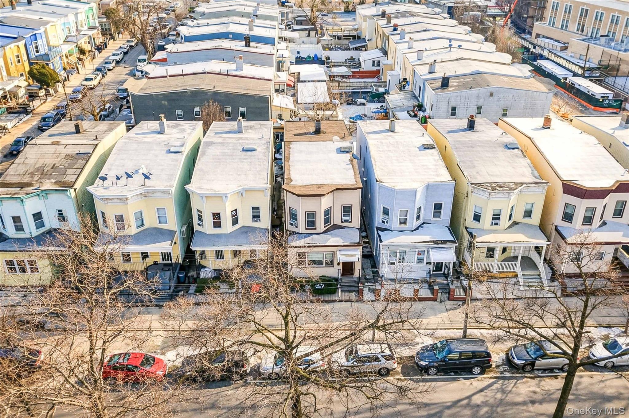 96-12 34th Avenue Queens, NY 11368 - Photo 32 of 35 a picture of a city view