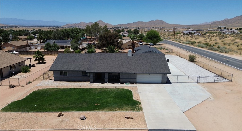 16830 Ocotilla Road Apple Valley, CA 92307 - Photo 4 of 59