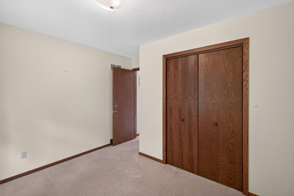1726 Walden Lane Southwest Rochester, MN 55902 - Photo 17 of 37 Gallery Image 17