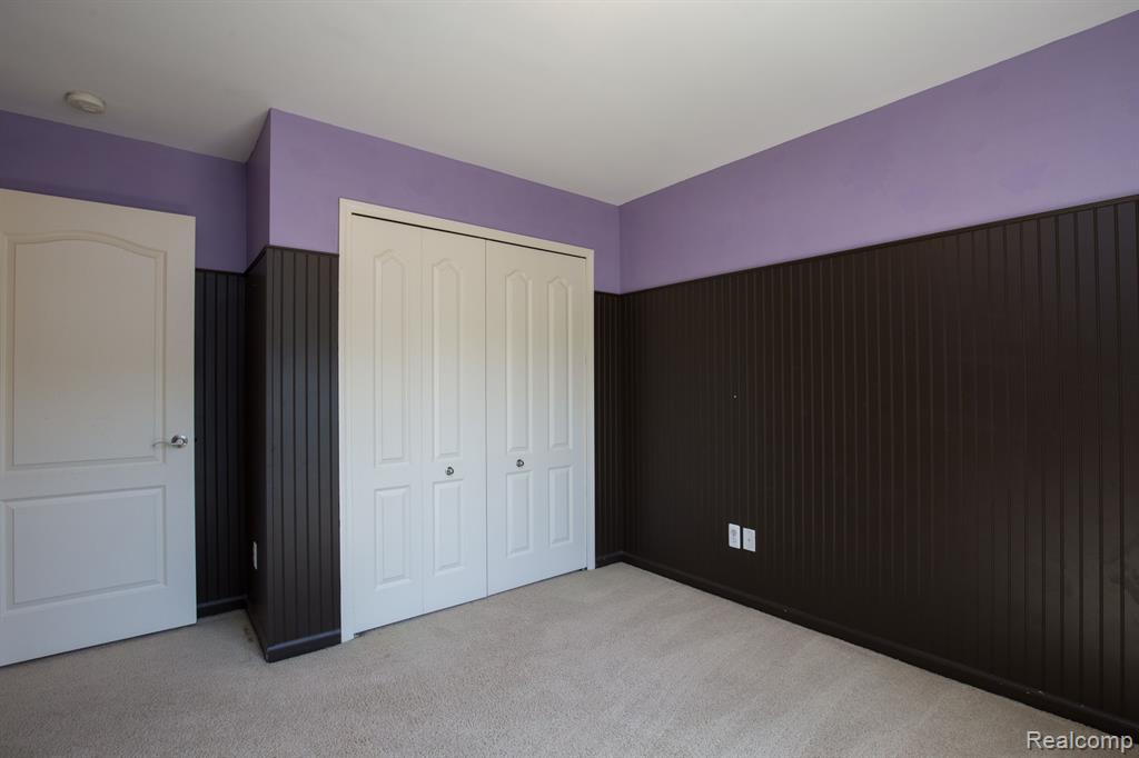 27380 Victoria Road Novi, MI 48374 - Photo 28 of 42