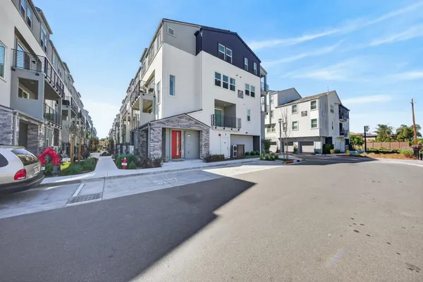 $1,850,000 | 550 Redberry Way, San Jose, CA 95117