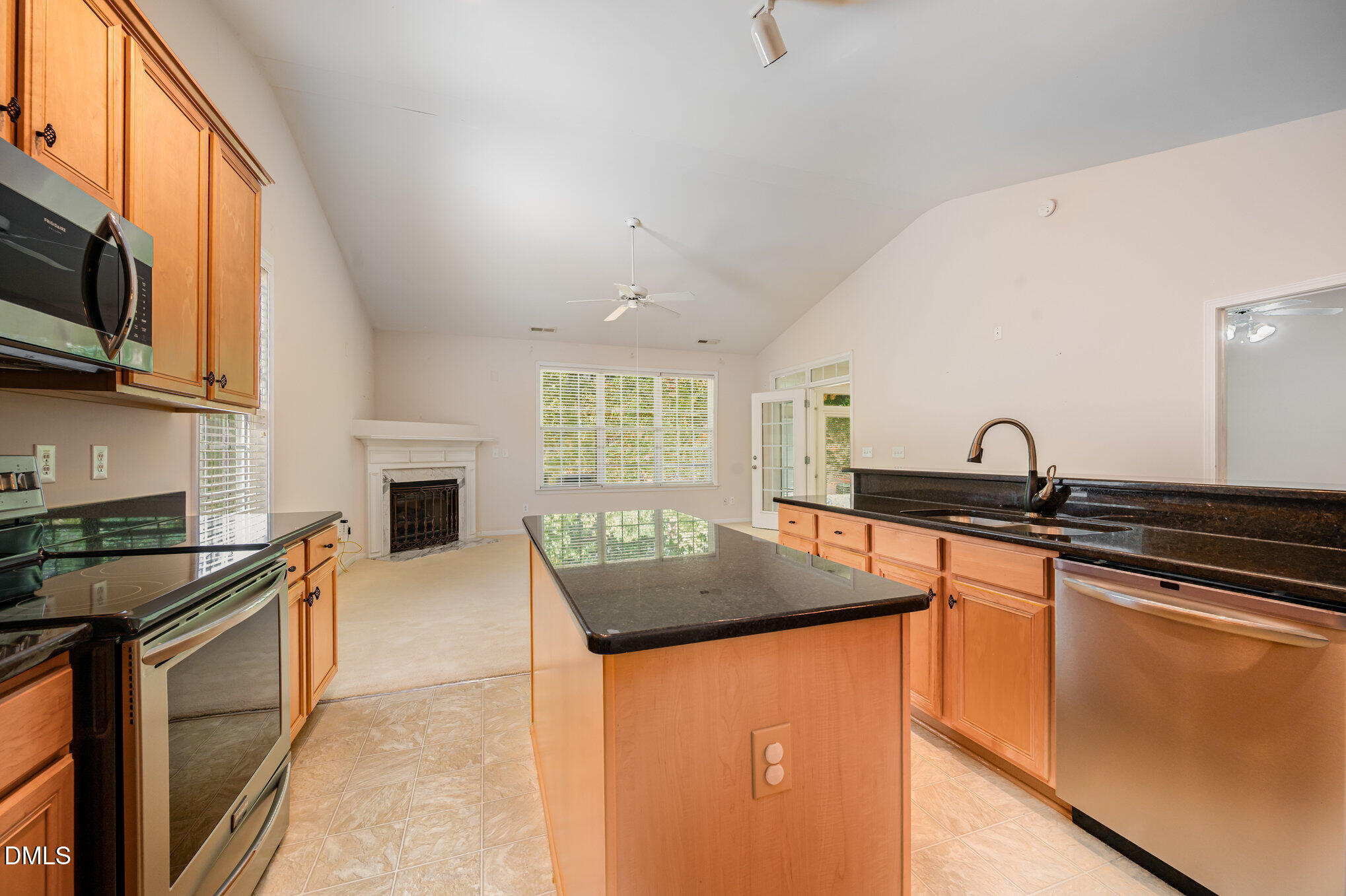 10441 Blue Dun Way Raleigh, NC 27614 - Photo 6 of 23 012_file_226