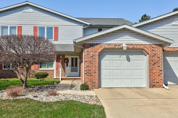 $229,900 | 6 Wilshire Drive, Frankenmuth, MI 48734
