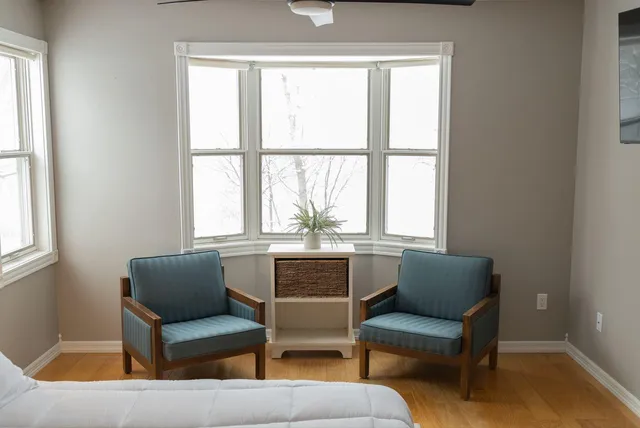 $850,000 | 20 Lake Avenue, Madison Lake, MN 56063