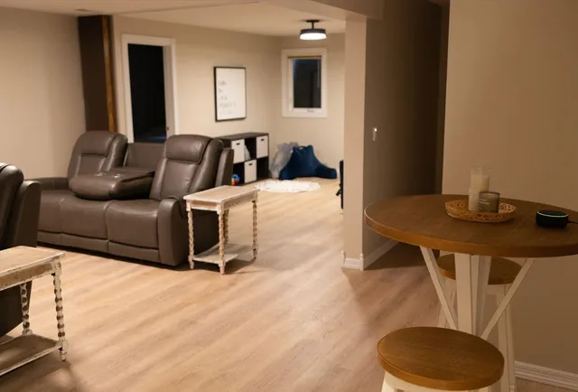 $850,000 | 20 Lake Avenue, Madison Lake, MN 56063