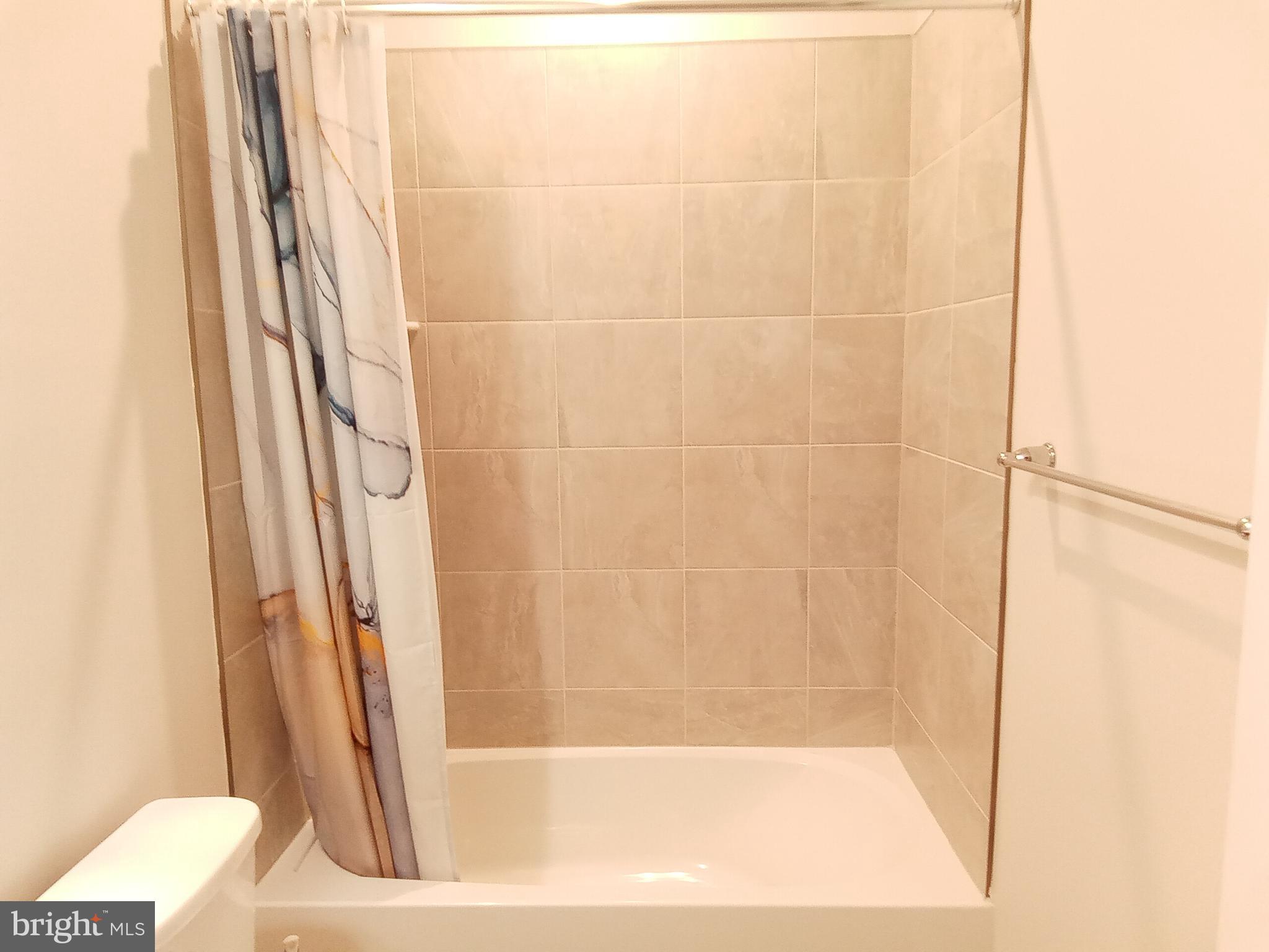 31 Roundstone Run Swedesboro, NJ 08085 - Photo 14 of 16 Main Bath