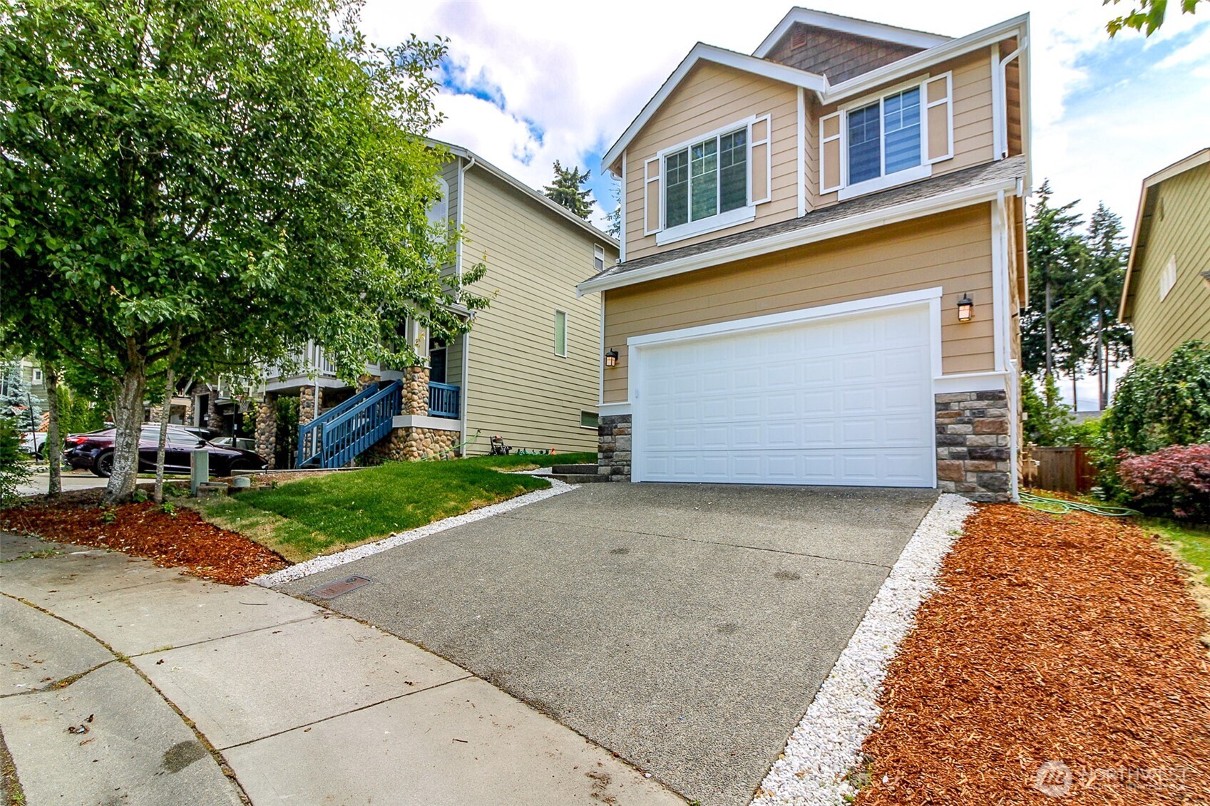 9449 South 196 Place Renton, WA 98055 - Photo 2 of 28